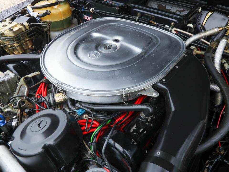 Bild 48/50 von Mercedes-Benz 500 GE (1993)