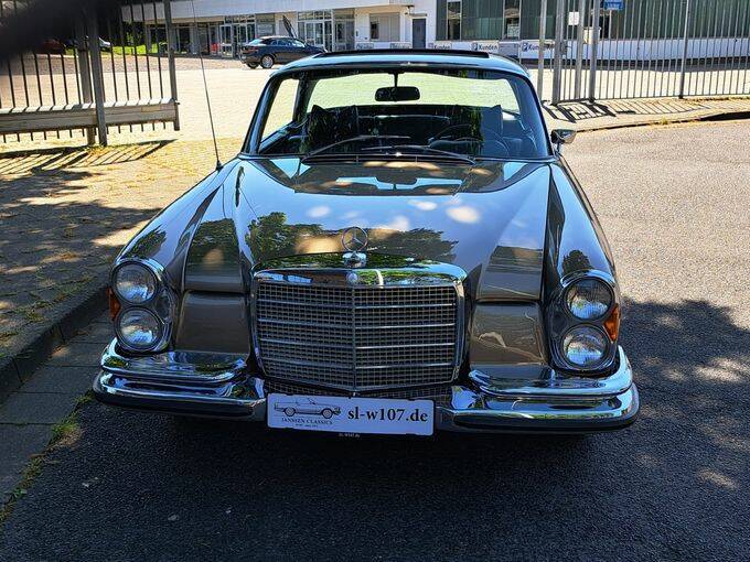 Bild 19/30 von Mercedes-Benz 280 SE 3,5 (1971)