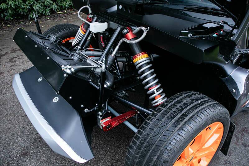 Image 28/50 of Land Rover Range Rover Evoque Milner LRM-1 (2025)