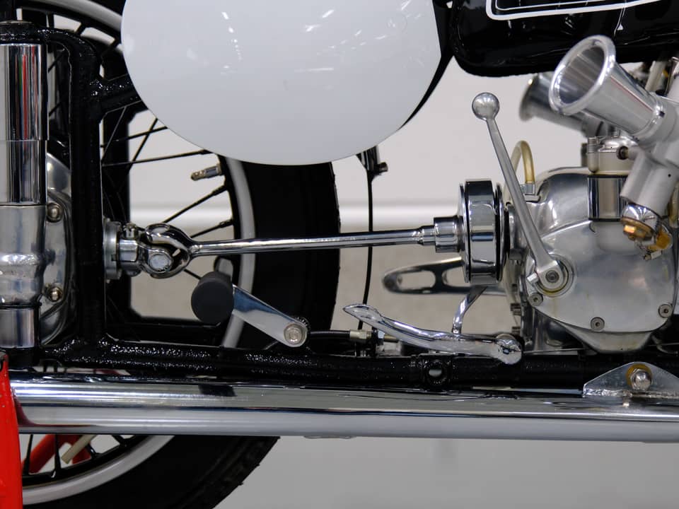 Image 14/92 of BMW R 51 (1939)