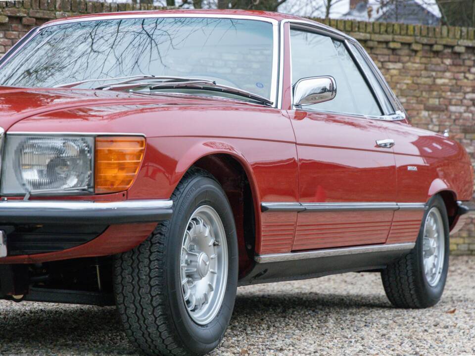 Bild 29/50 von Mercedes-Benz 280 SLC (1975)