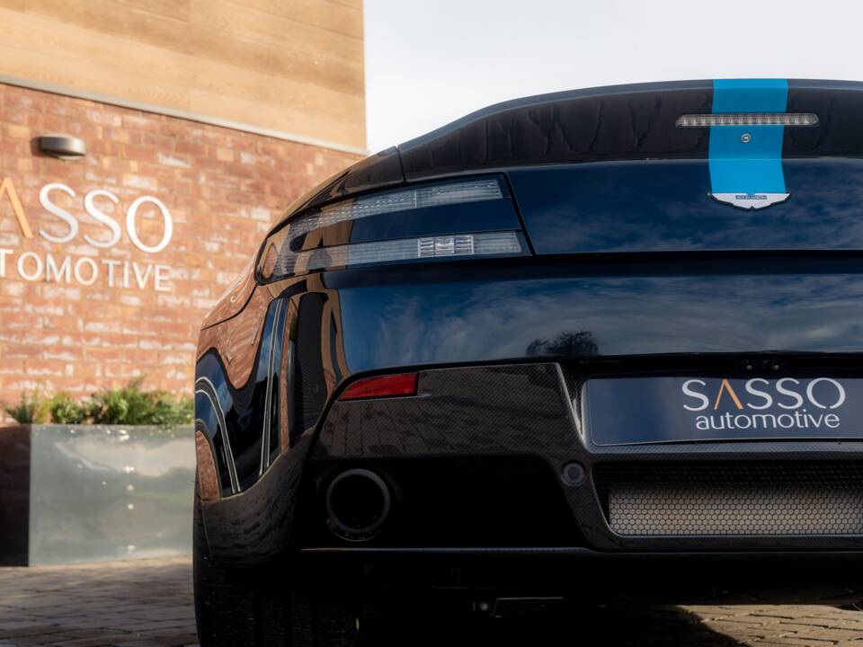 Bild 55/77 von Aston Martin V12 Vantage AMR (2018)