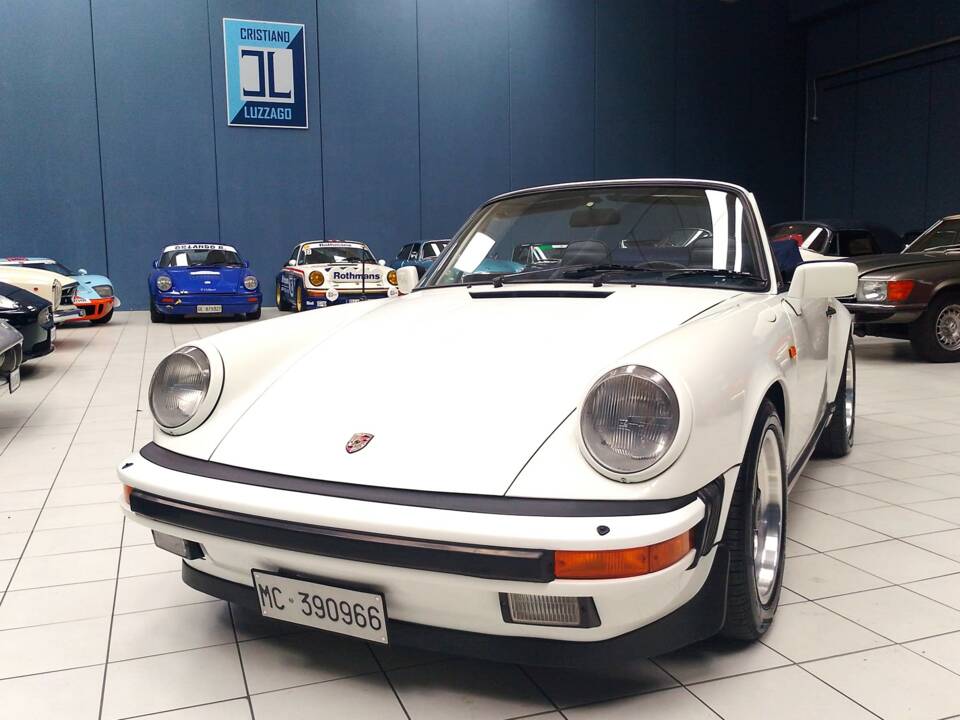 Bild 8/77 von Porsche 911 Carrera 3.2 (1984)