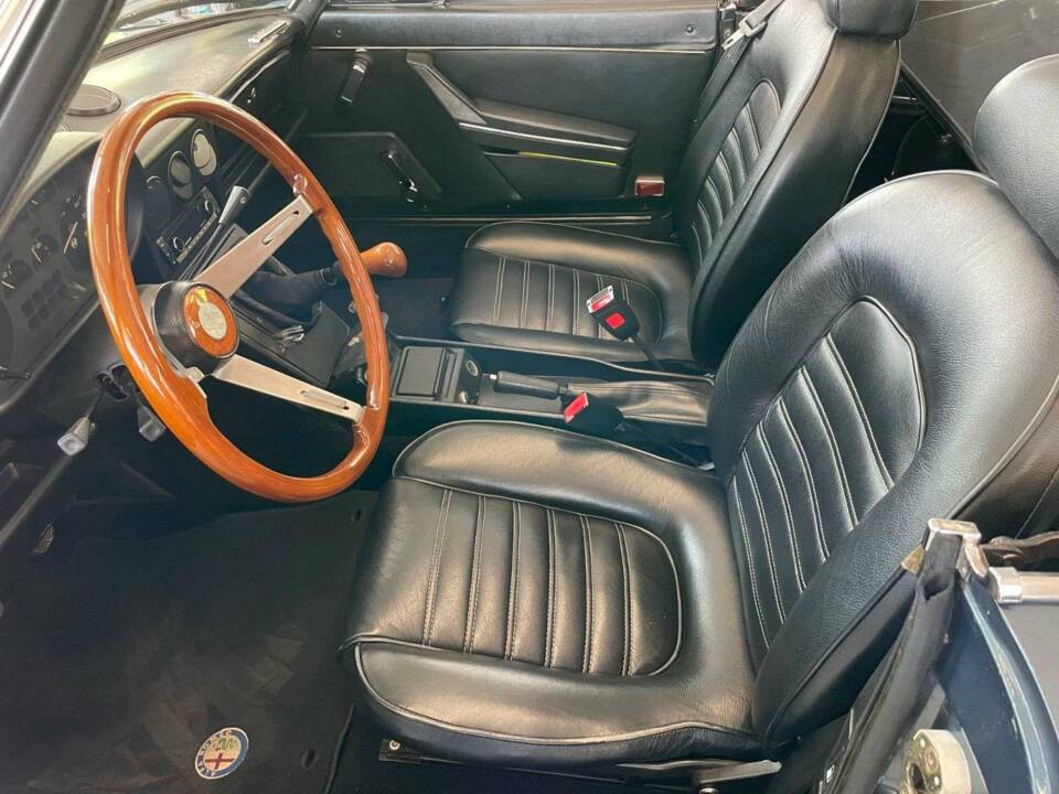 Image 8/16 of Alfa Romeo 1.6 Spider (1989)