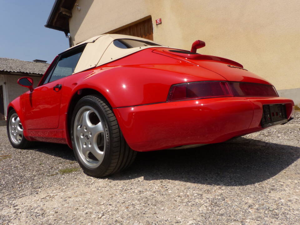 Image 9/30 of Porsche 911 Carrera 2 (1992)