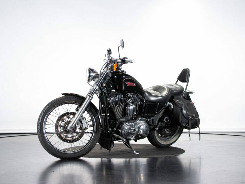 Bild 8/50 von Harley-Davidson XL 1200 C Sportster Custom (1997)
