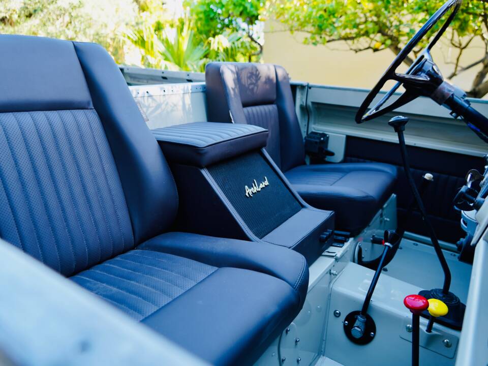 Bild 59/100 von Land Rover 88 (1968)
