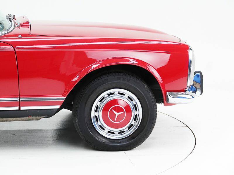 Image 7/15 of Mercedes-Benz 280 SL (1970)
