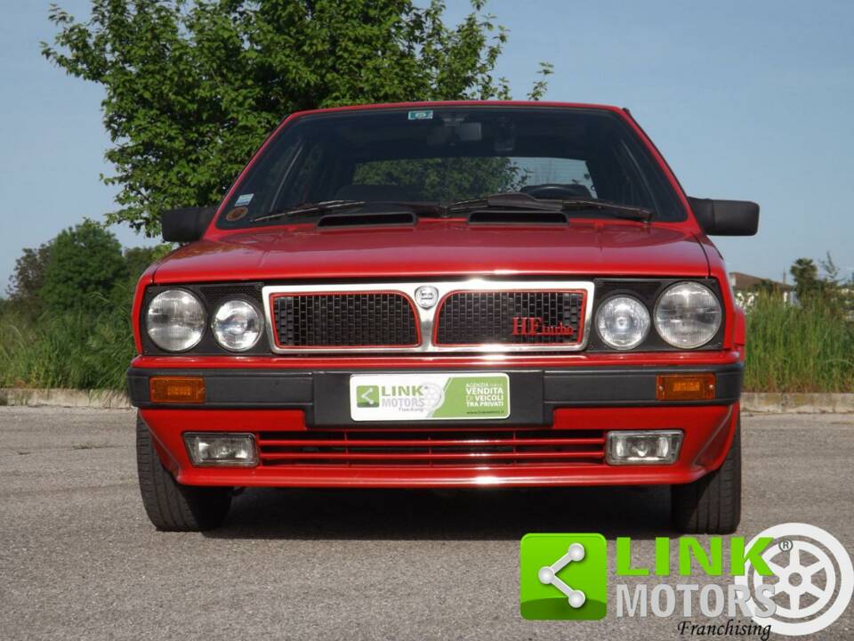Bild 4/10 von Lancia Delta 1.6 HF (1988)