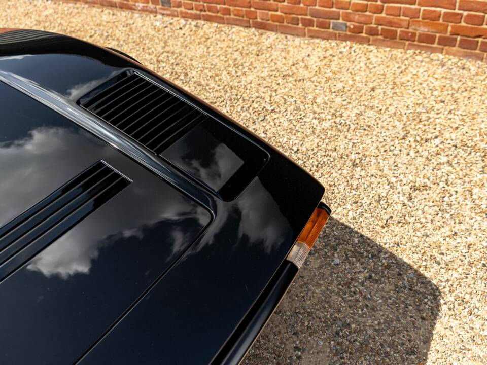 Bild 45/50 von Ferrari 308 GTB Quattrovalvole (1985)