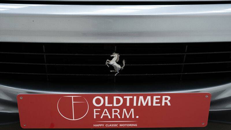 Image 14/15 of Ferrari 550 Maranello (1997)