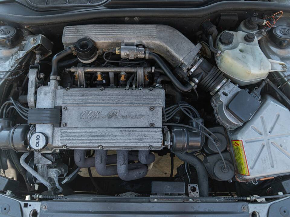 Image 46/50 de Alfa Romeo 164 2.0 (1991)