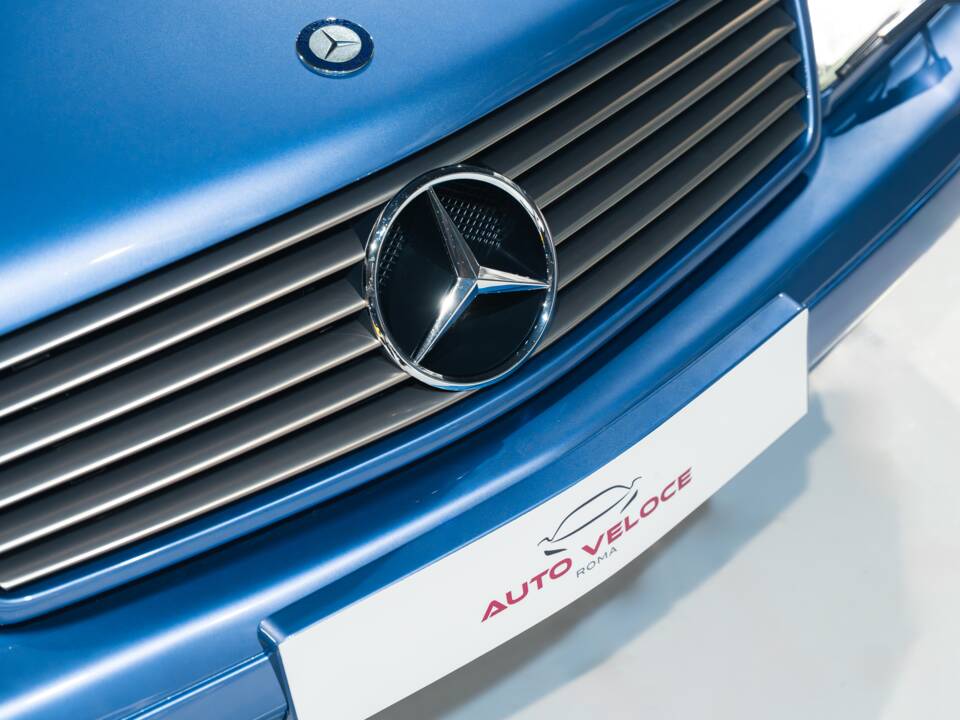 Image 16/35 of Mercedes-Benz SL 320 (1998)