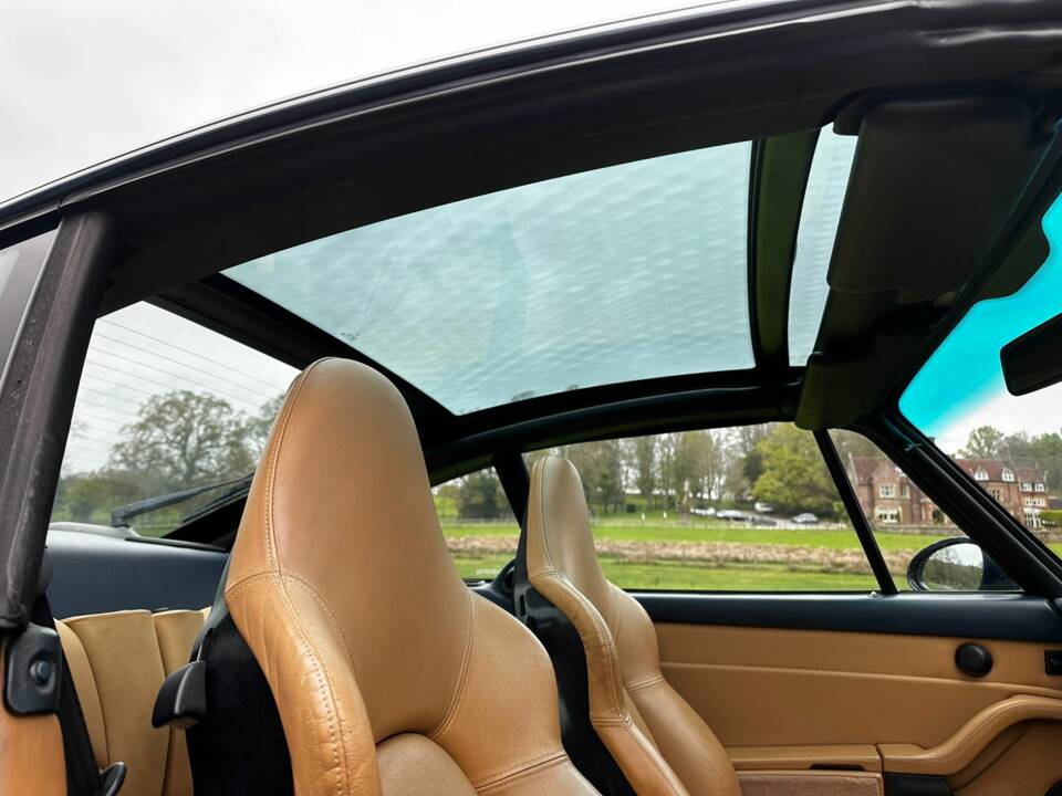 Bild 42/54 von Porsche 911 Targa (1997)