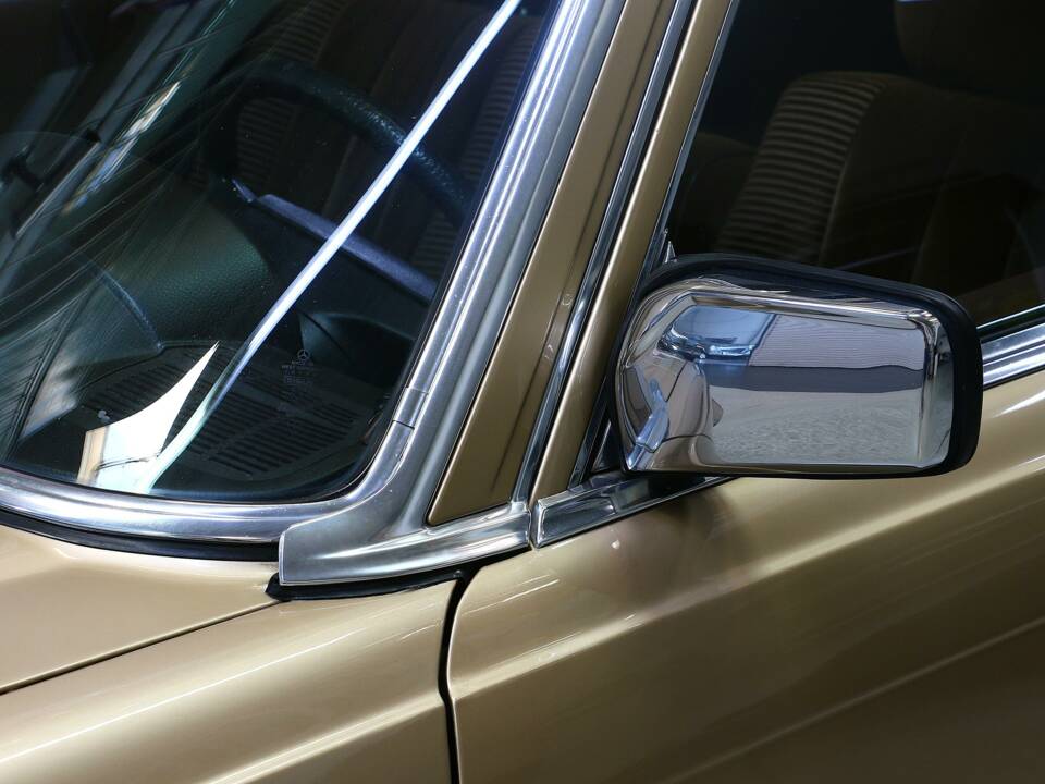 Bild 9/23 von Mercedes-Benz 280 SE (1979)