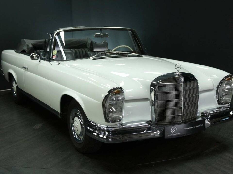 Imagen 8/50 de Mercedes-Benz 250 SE (1966)