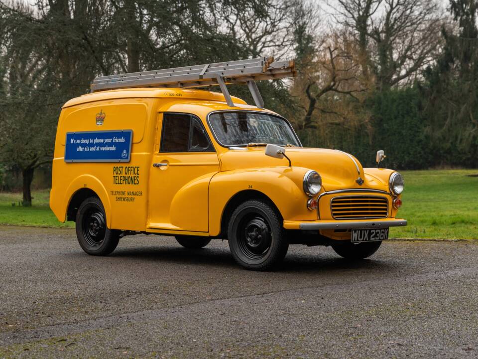 Image 11/50 of Morris Minor Van (1971)