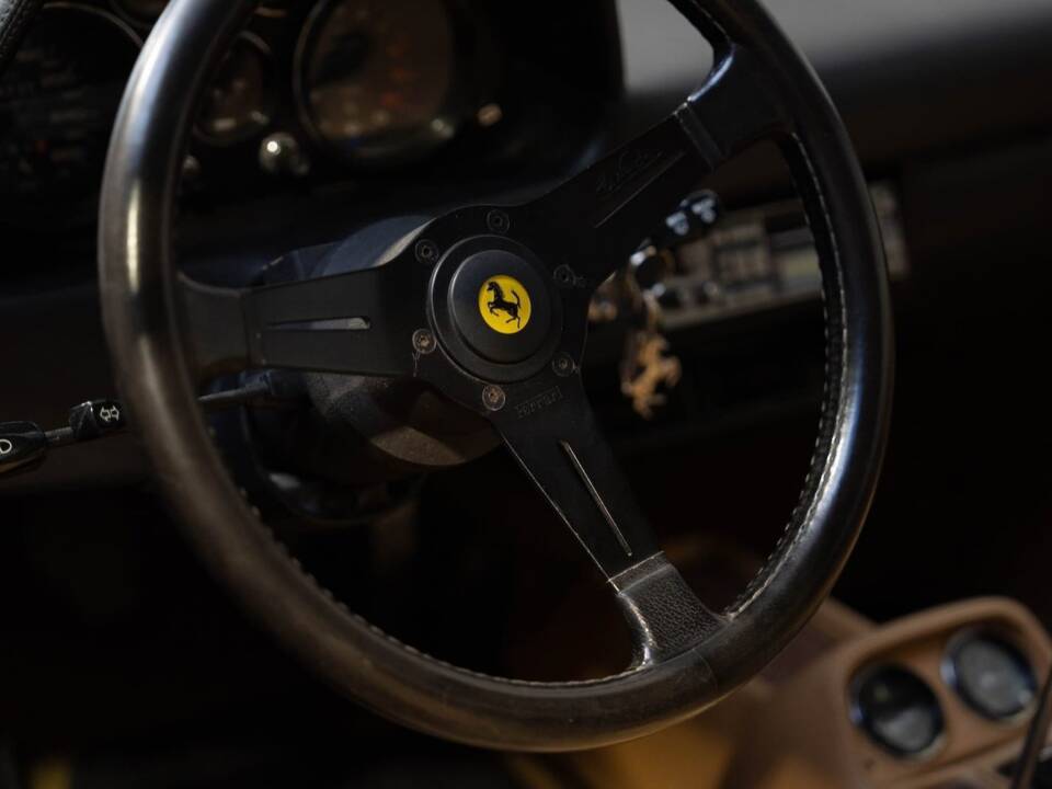Bild 57/85 von Ferrari 308 GTSi Quattrovalvole (1985)