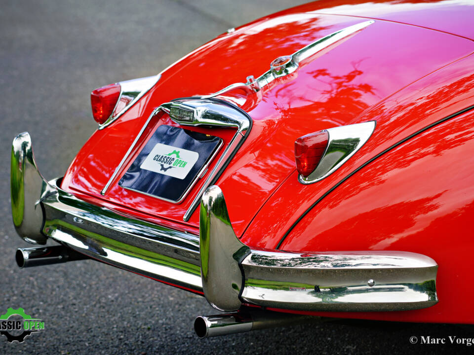 Afbeelding 46/50 van Jaguar XK 150 OTS (1958)