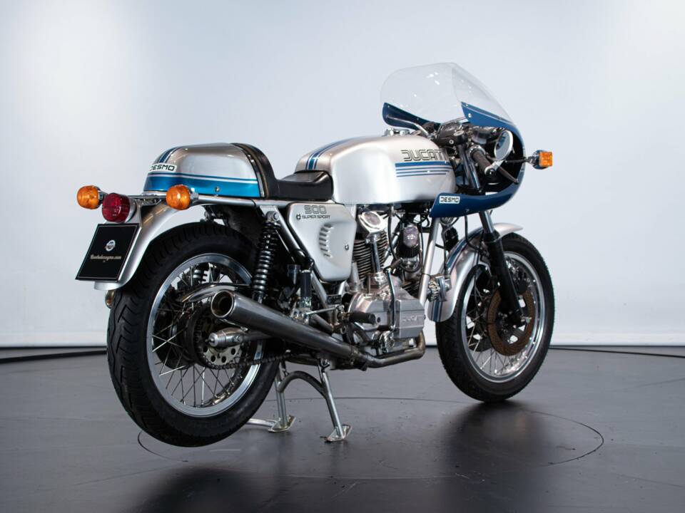 Image 4/50 de Ducati DUMMY (1977)