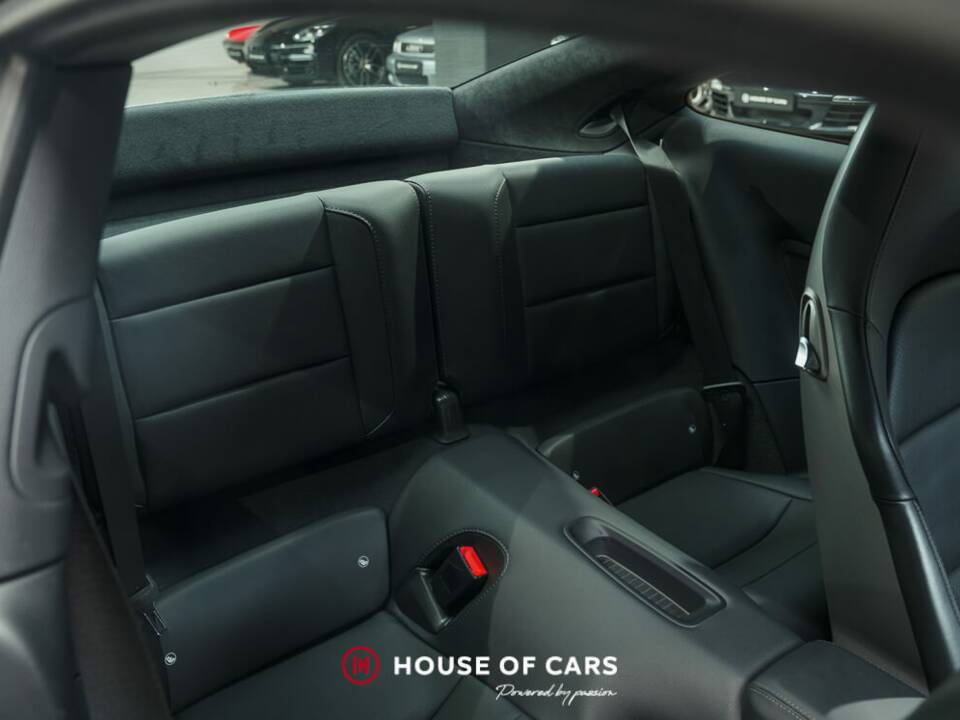 Image 18/24 of Porsche 911 Carrera (2016)
