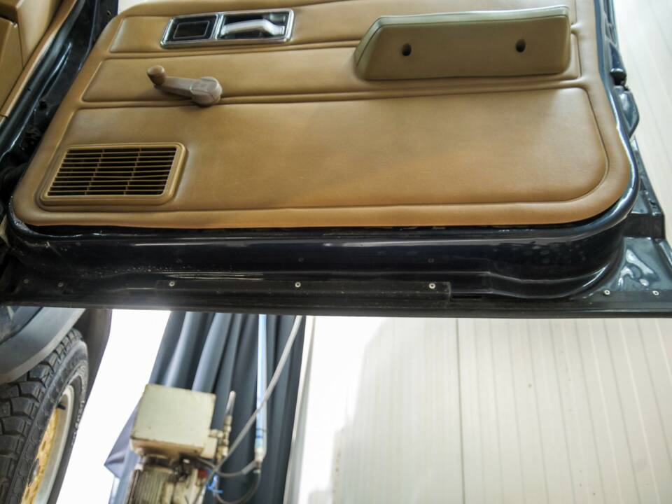 Bild 45/50 von Jeep Cherokee 2.8L V6 (1986)