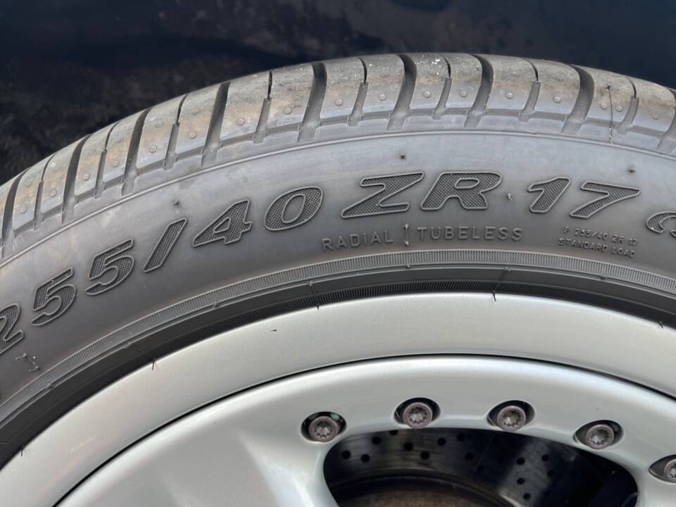 Imagen 49/96 de Porsche 911 Carrera (1996)