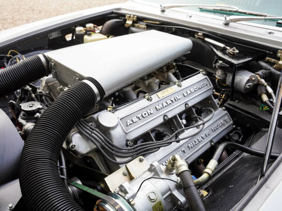 Afbeelding 37/50 van Aston Martin V8 (1974)