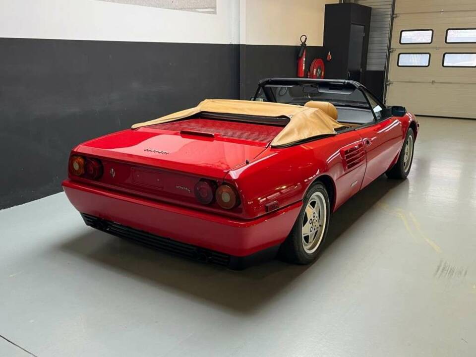 Bild 4/50 von Ferrari Mondial T (1990)