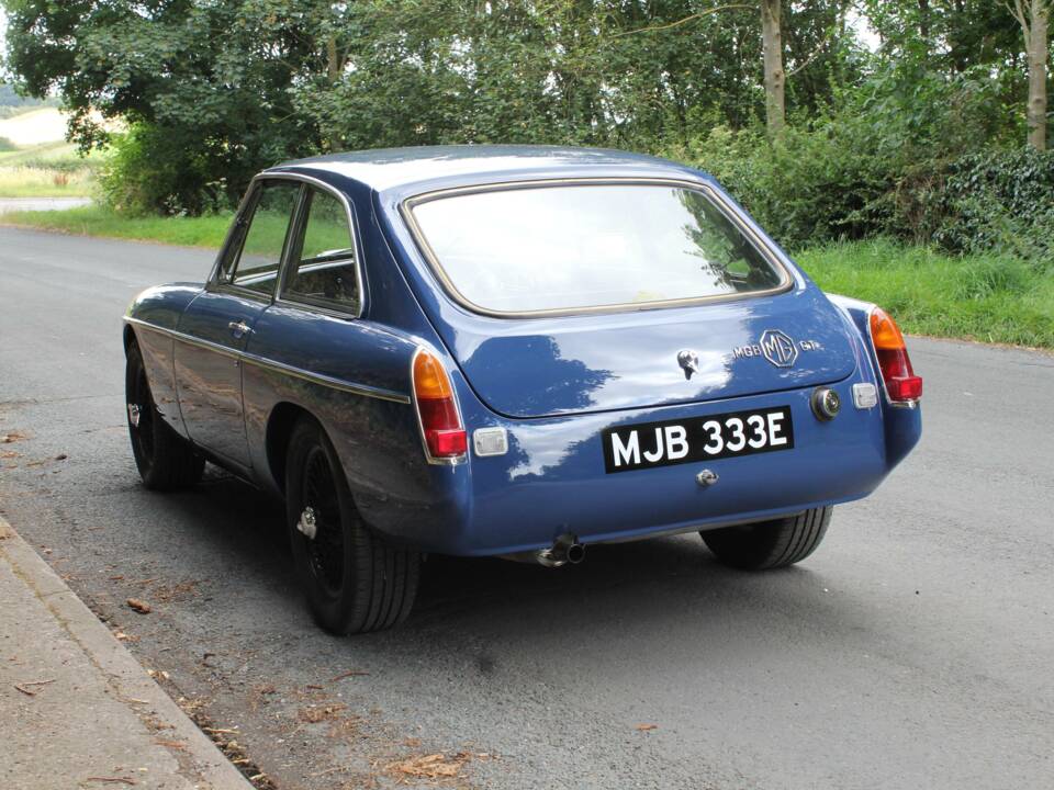 Afbeelding 4/16 van MG MGB GT (1967)