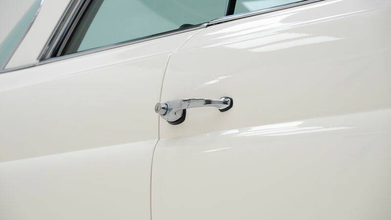 Image 15/15 of Mercedes-Benz 280 SE (1968)