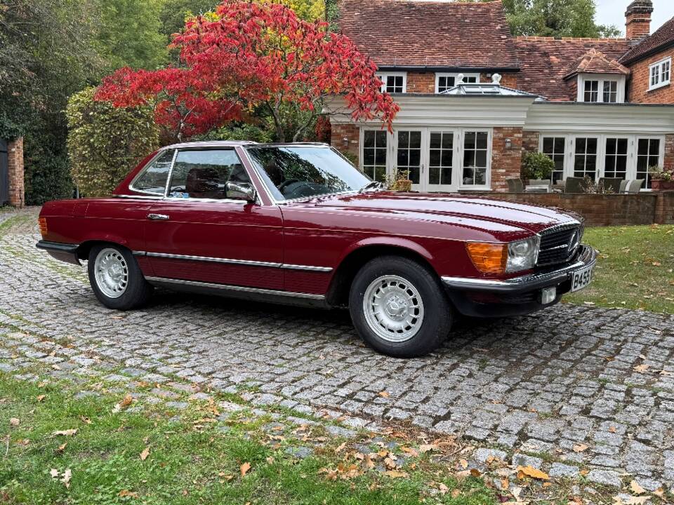 Immagine 5/29 di Mercedes-Benz 280 SL (1985)