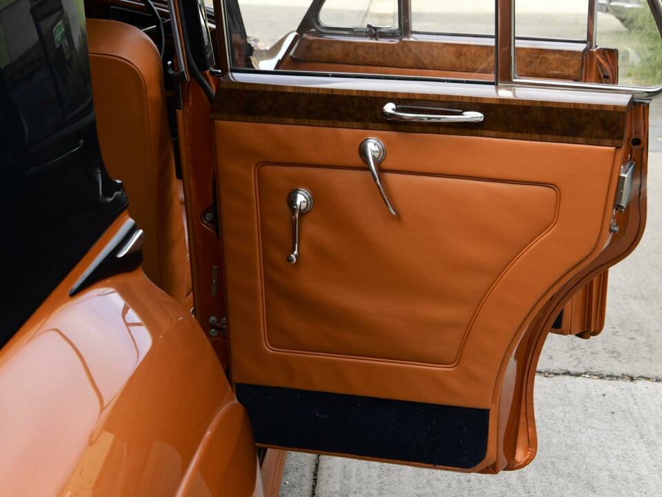 Afbeelding 14/20 van Bentley S 2 (1960)