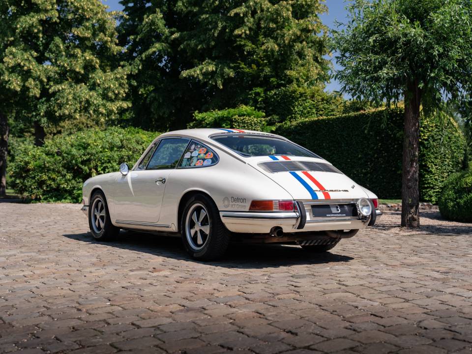 Immagine 6/37 di Porsche 911 2.0 (1965)