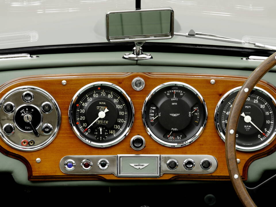 Bild 17/37 von Aston Martin DB 2 Vantage DHC (1953)