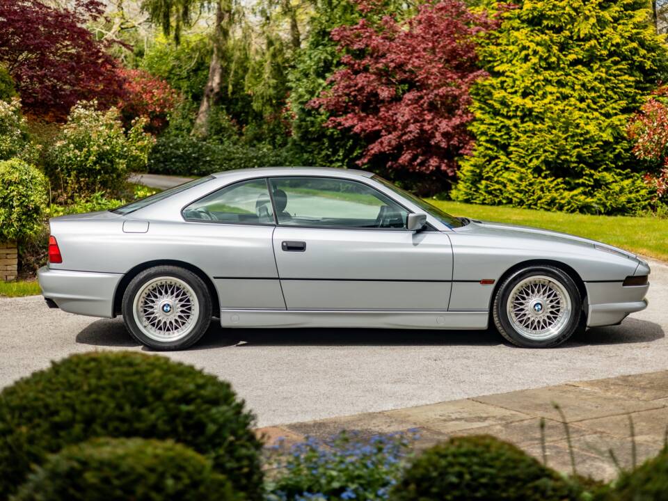 Image 28/35 de BMW 850Ci (1994)