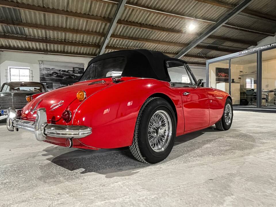 Imagen 8/33 de Austin-Healey 3000 Mk III (BJ8) (1967)