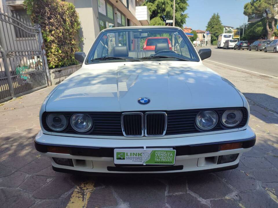 Image 3/10 of BMW 318i (1992)