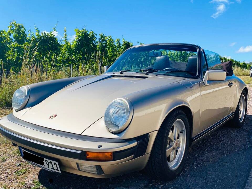 Bild 1/9 von Porsche 911 Carrera 3.2 (1986)