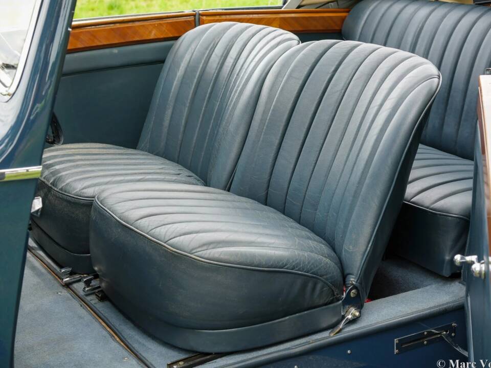 Image 23/59 of Bentley 4 1/4 Litre (1936)
