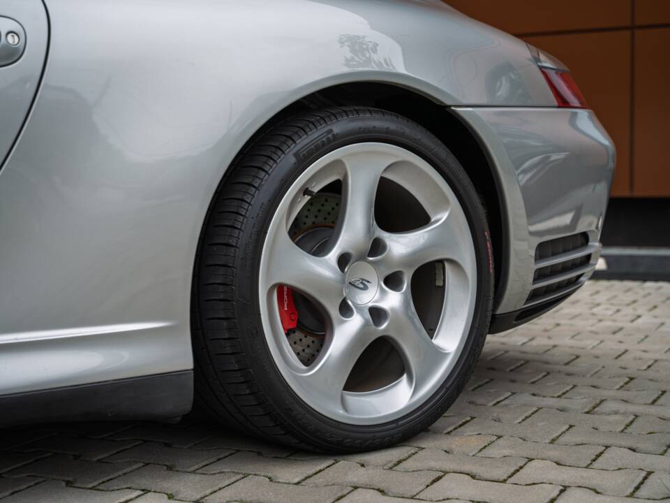 Afbeelding 63/73 van Porsche 911 Carrera 4S (2002)