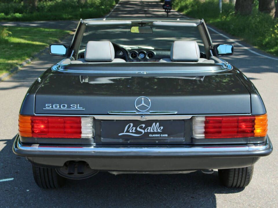 Image 7/23 of Mercedes-Benz 560 SL (1987)