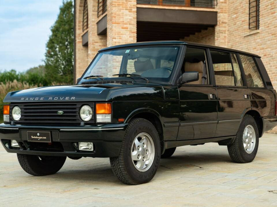 Image 1/50 of Land Rover Range Rover 4.2 LSE (1994)
