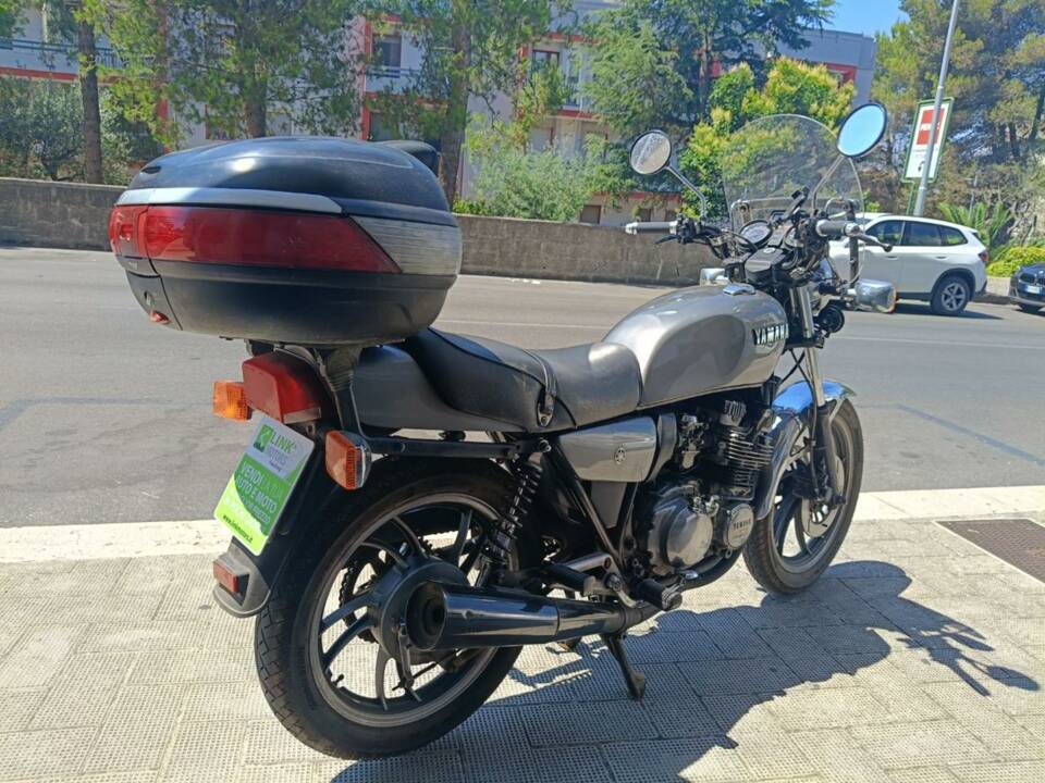 Image 12/37 of Yamaha XZ 550 (1985)