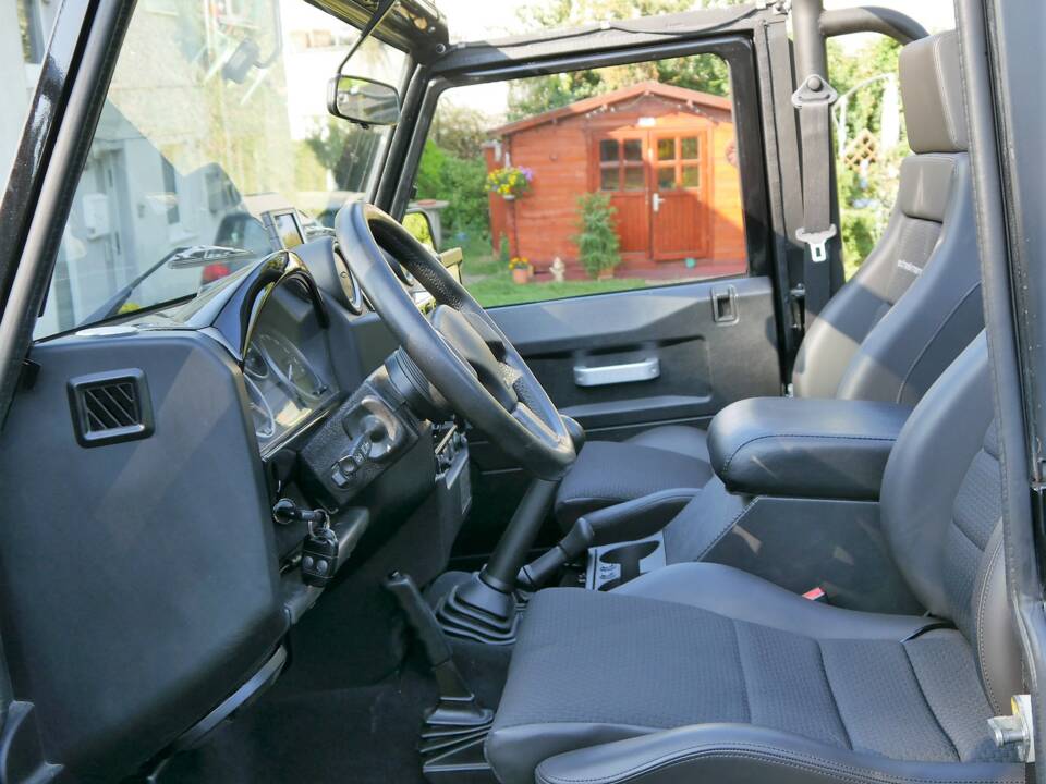 Immagine 7/15 di Land Rover Defender 90 (2012)