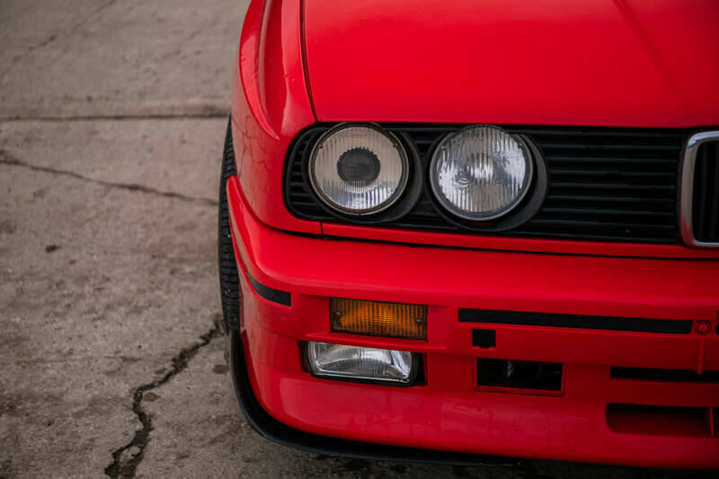 Image 31/34 of BMW M3 (1987)