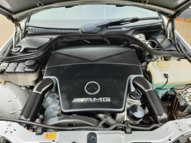 Bild 17/19 von Mercedes-Benz C 43 AMG T (1999)