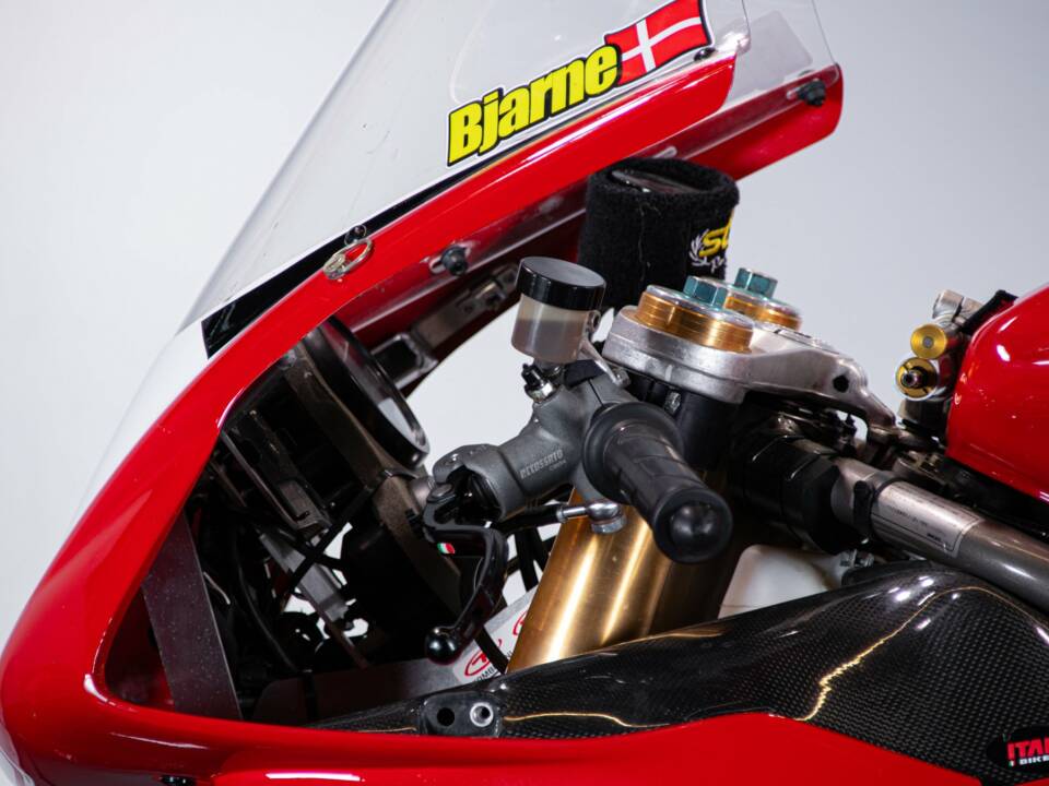 Immagine 17/50 di Ducati DUMMY (1999)