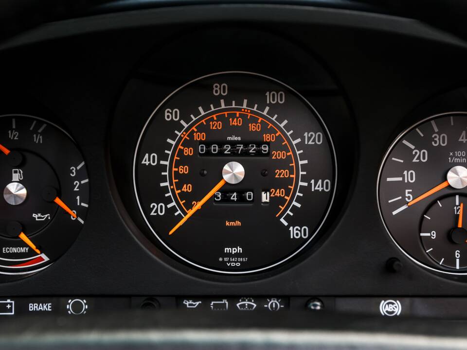 Afbeelding 28/50 van Mercedes-Benz 300 SL (1989)