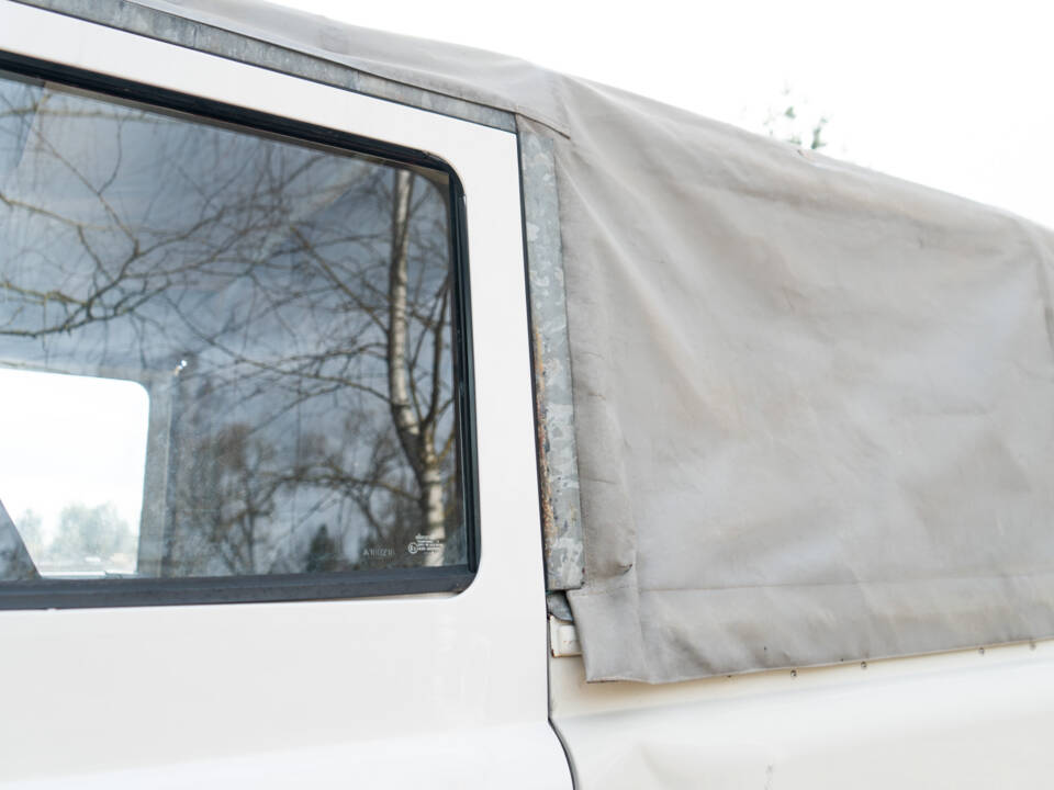 Image 11/98 of Land Rover Defender 110 Td5 (1999)
